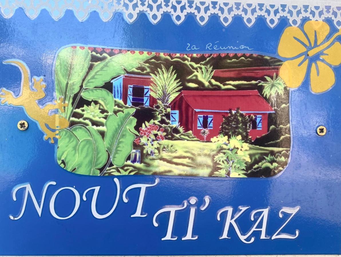 Nout Ti Kaz Le Bains Apartment L'Etang-Sale Luaran gambar